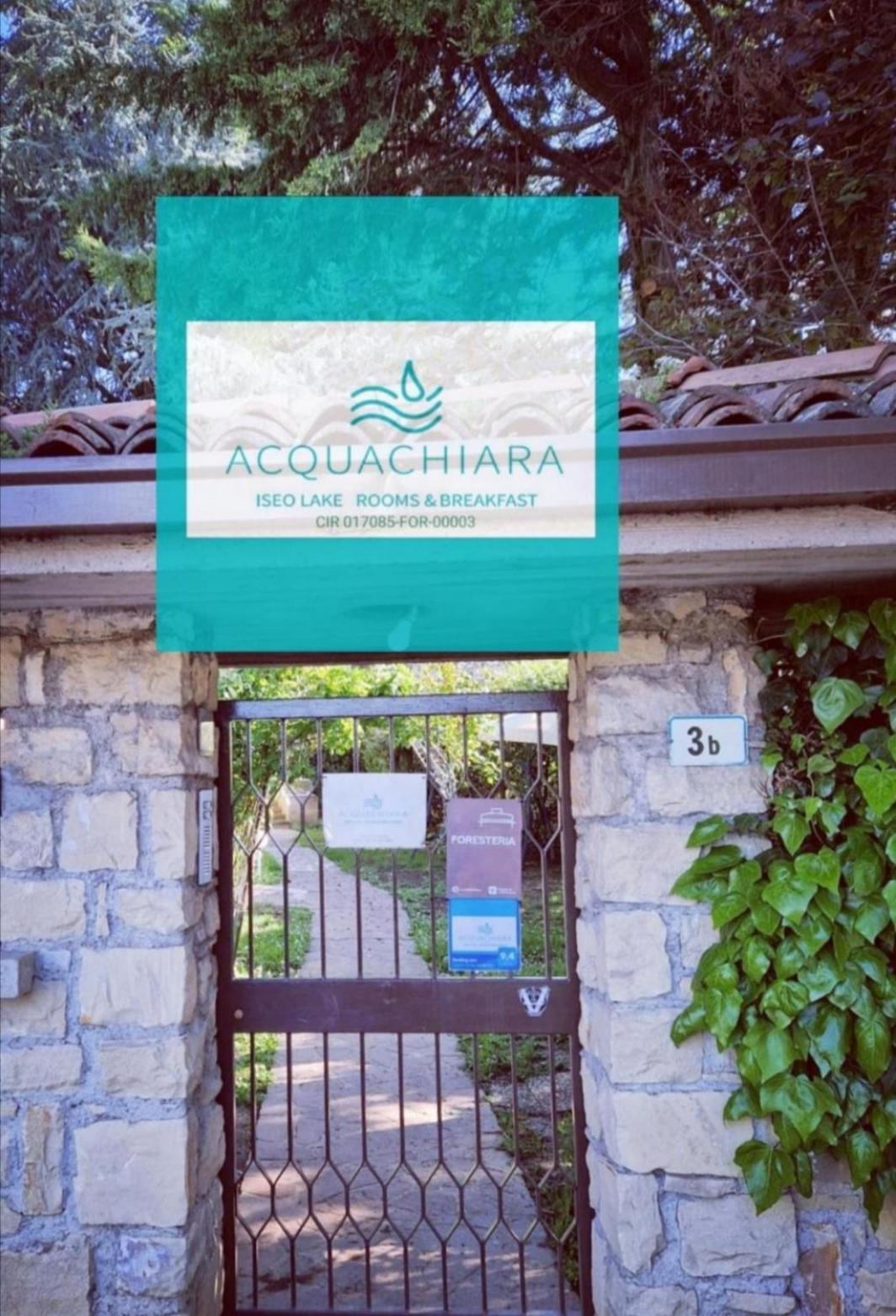 Acquachiara Iseo Deluxe Bed & Breakfast Iseo Center With Garden And Parking Inside Foresteria Eksteriør billede