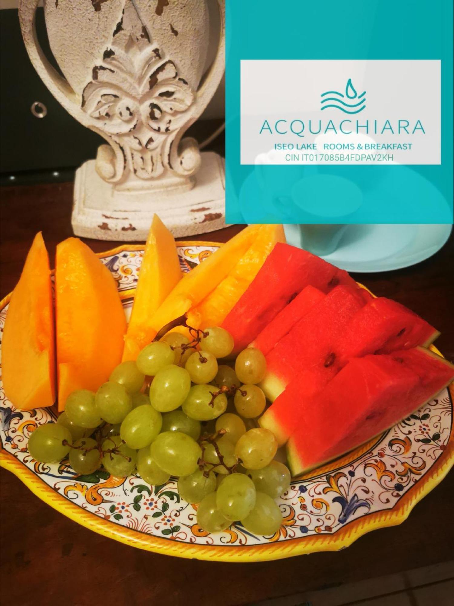 Acquachiara Iseo Deluxe Bed & Breakfast Iseo Center With Garden And Parking Inside Foresteria Eksteriør billede