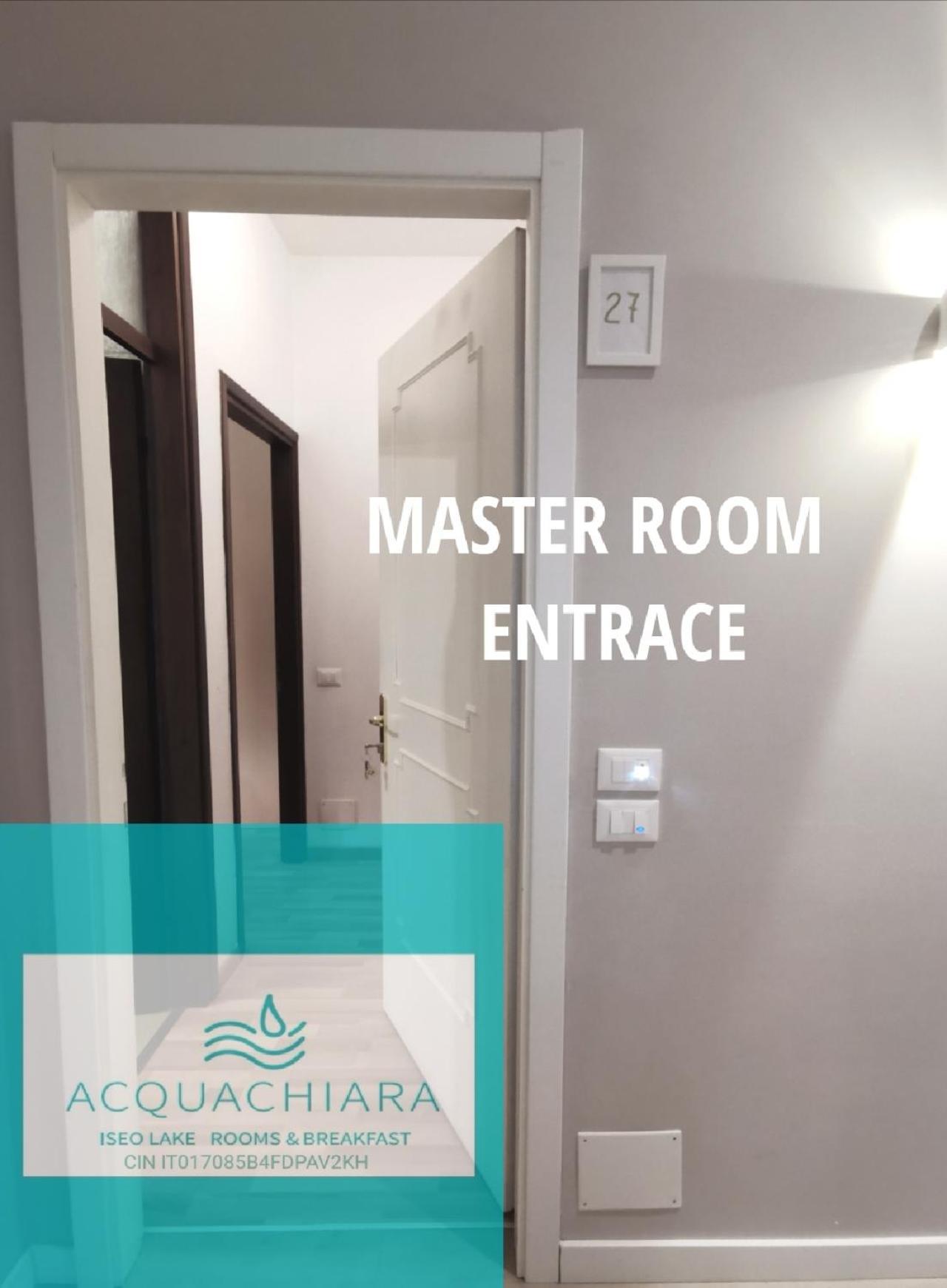 Acquachiara Iseo Deluxe Bed & Breakfast Iseo Center With Garden And Parking Inside Foresteria Eksteriør billede